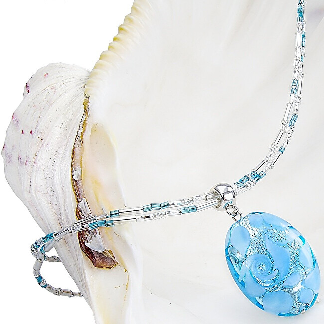 Lampglas Elegantný náhrdelník Blue Lace s perlou Lampglas s rýdzim striebrom NP4